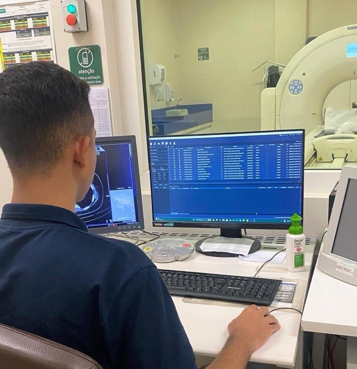 Como priorizar a manutenção de equipamentos médicos pelo método criticidade